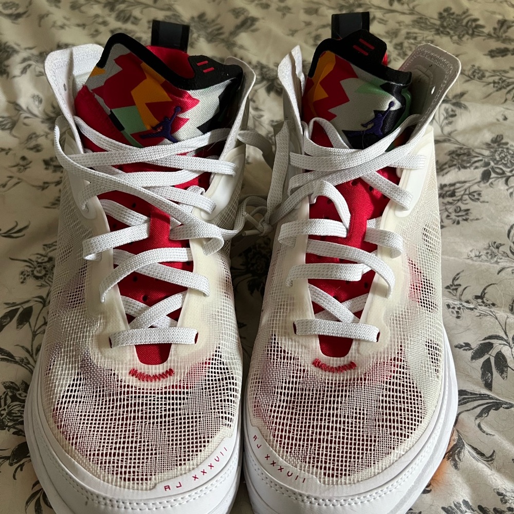 Nike White and Red Mid-Top Sneakers with Breathable Design